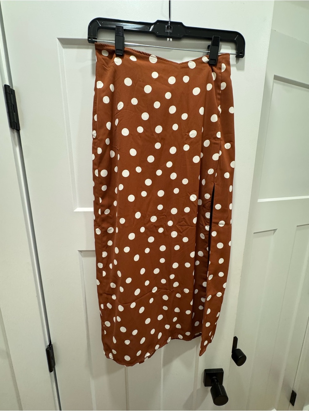 Abercrombie & Fitch Rust Midi Skirt with White Polka Dots